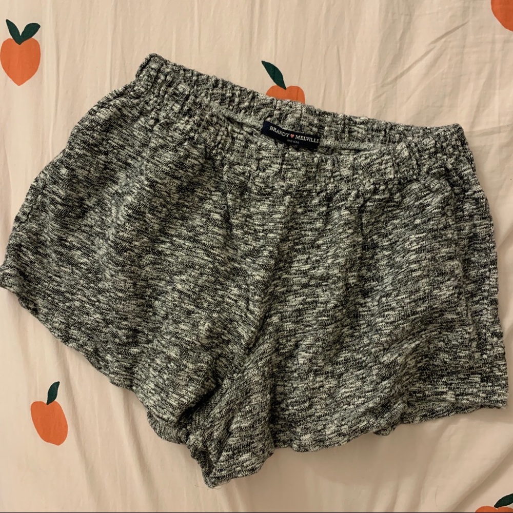 Brandy Melville shorts One Size